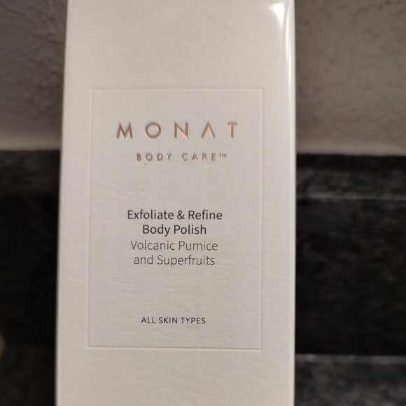 Monat Body Care - Exfoliate and Refine Body Polish - Picture 2 of 4